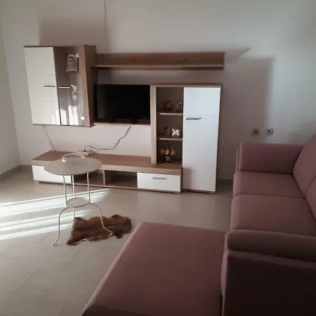 Apartment Dragan